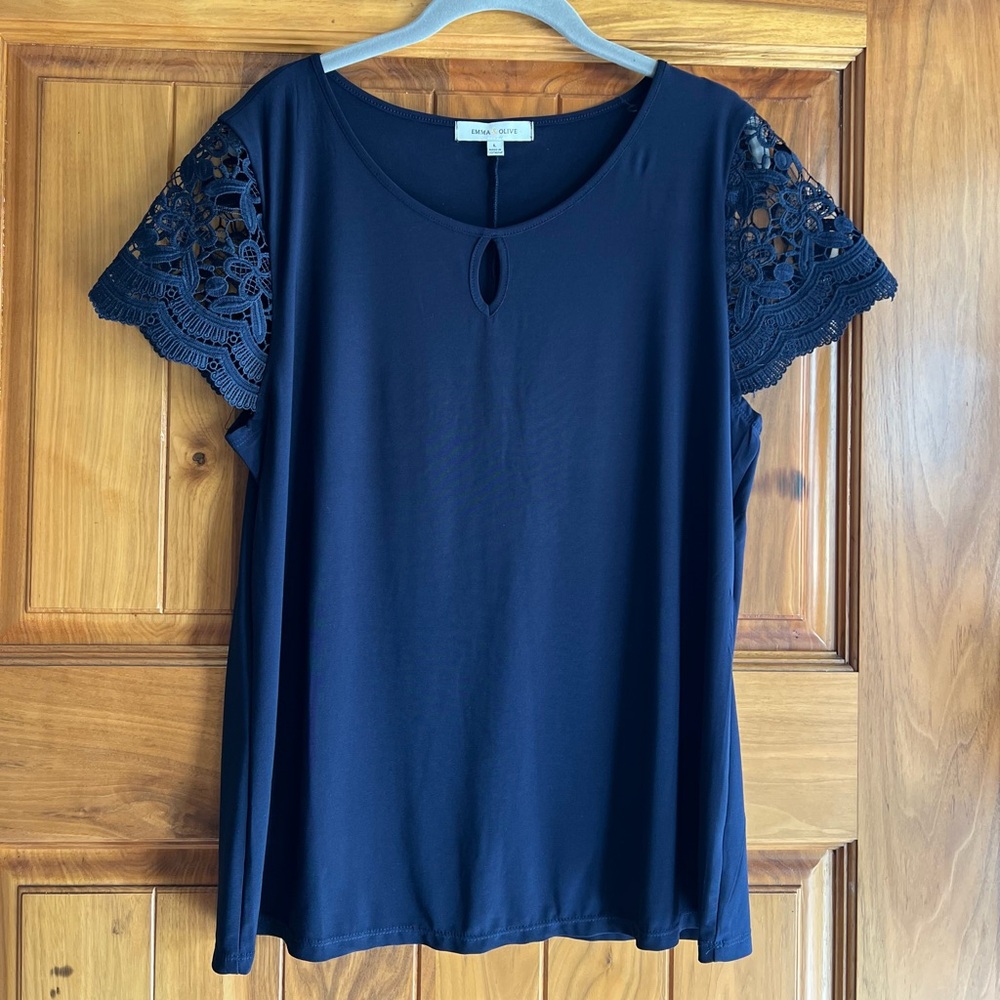 Crochet-Sleeve Keyhole Scoop Top in Navy by Emma & Olive